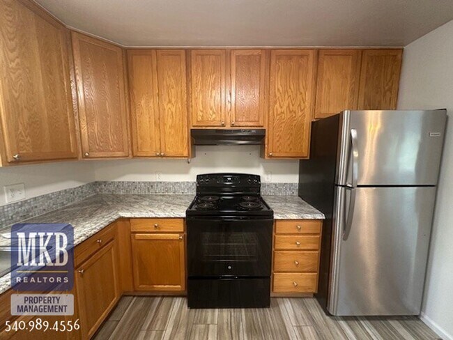Building Photo - 3 Bedroom in Vinton