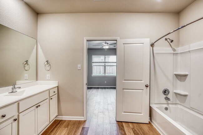 Building Photo - 425 San Miguel Crk Dr