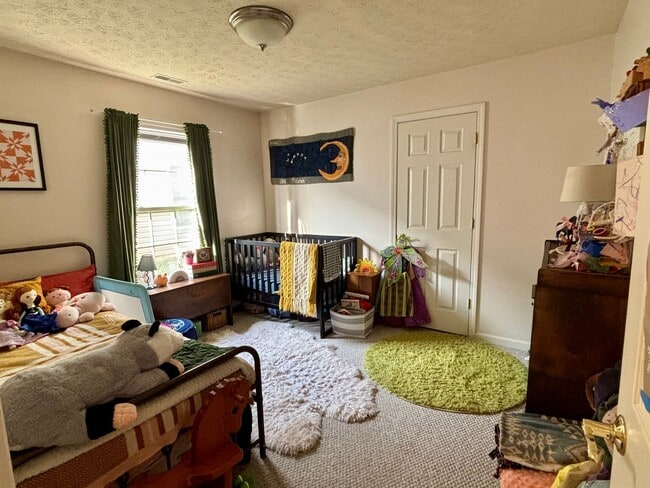 Building Photo - 3730 Ellison Dr