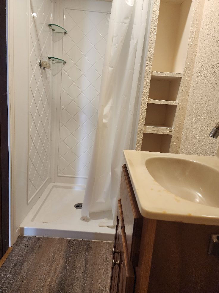 Building Photo - 48 W 4th St