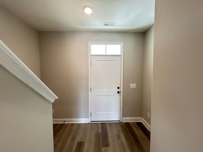 Building Photo - The Landing at Lewis Creek | 4 bedrooms, 2.5 baths