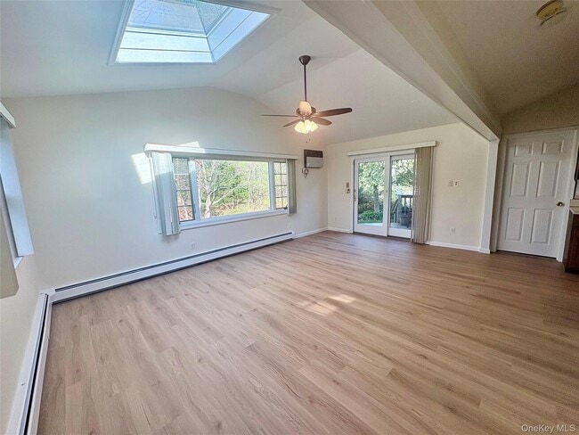 Building Photo - 54 Old Brook Rd