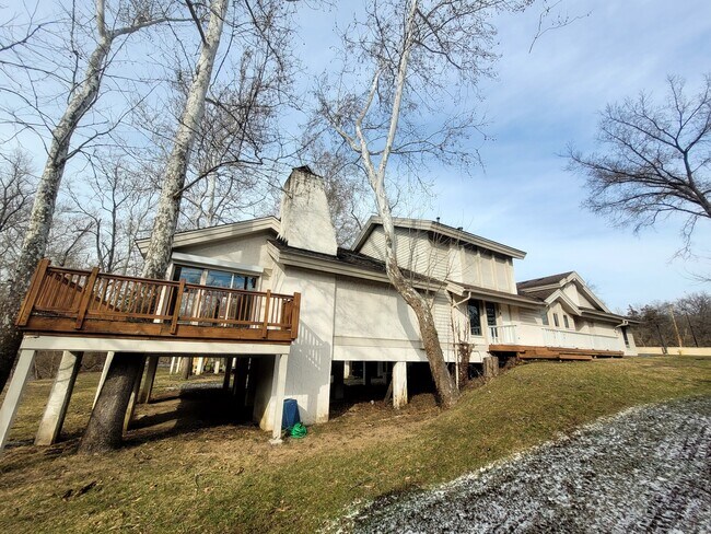 Building Photo - 1460 West Alex Bell Road