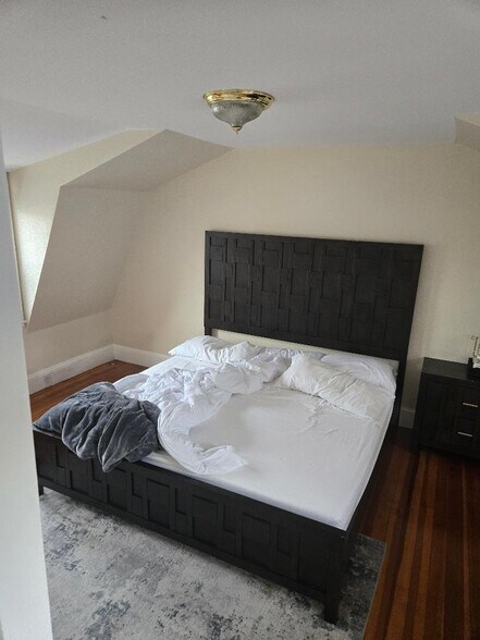 Building Photo - 55 Rockland Ave
