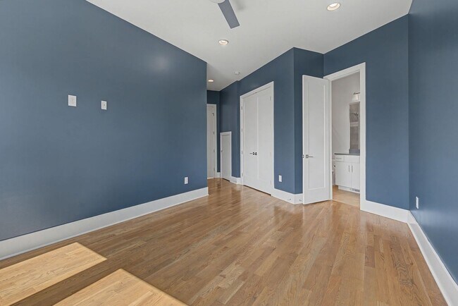 Building Photo - 118B Fern Ave