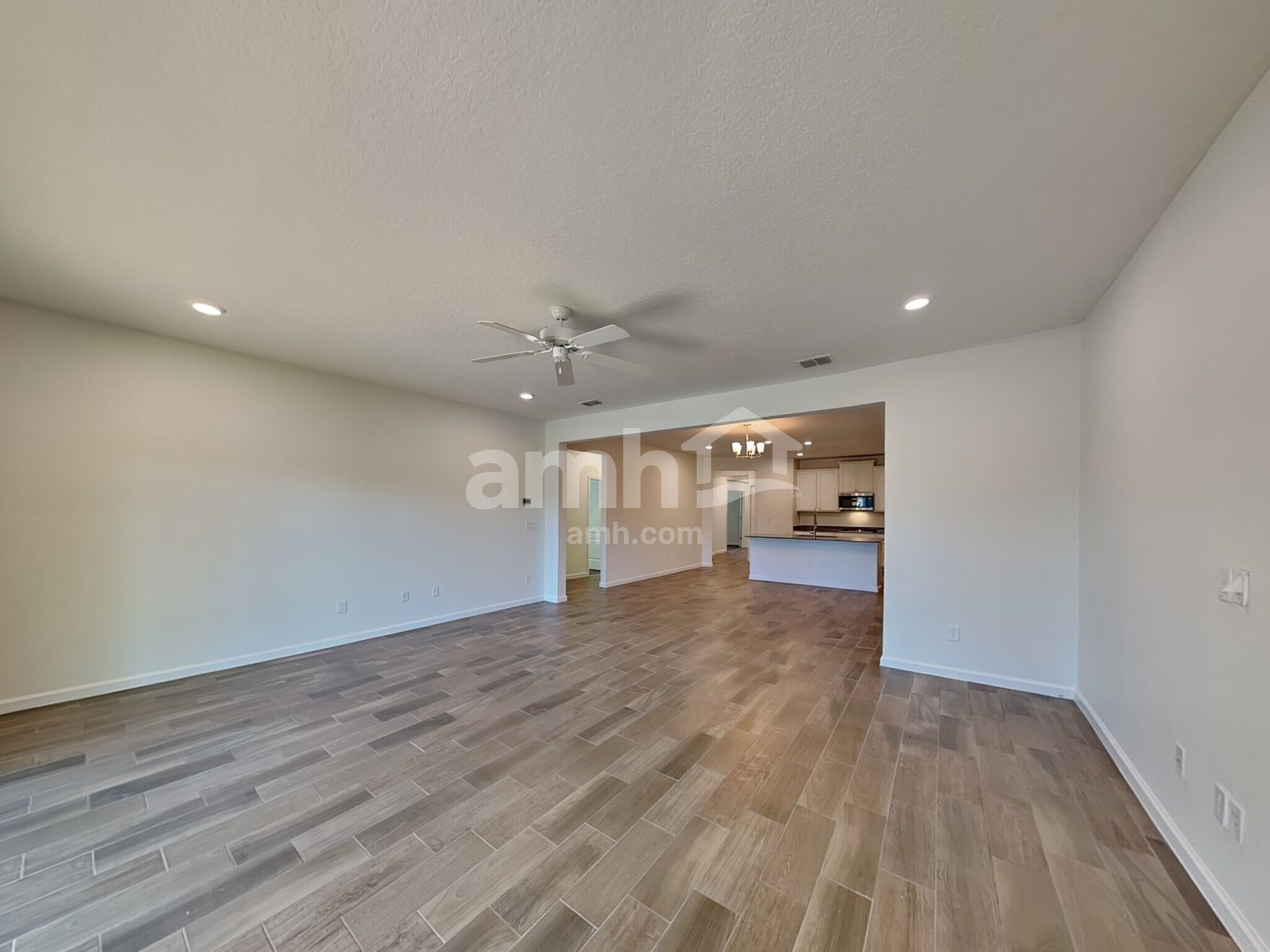 Building Photo - 144 Athens Dr