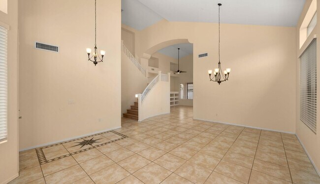 Building Photo - 7798 E Buteo Dr