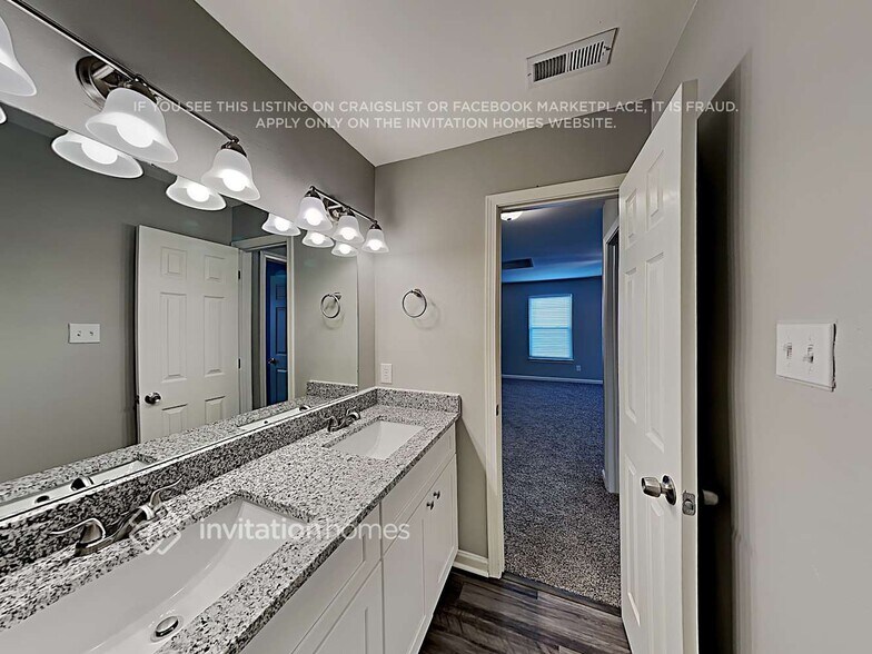 Building Photo - 6816 Wandering Creek Dr