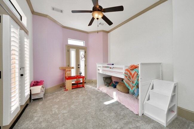 Building Photo - 1141 W 23rd St