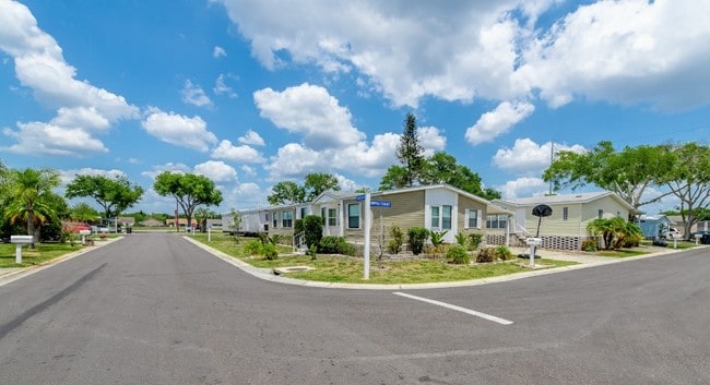 Building Photo - Meadowbrook Village