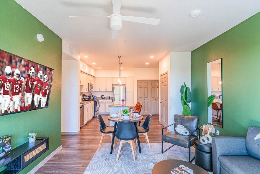 Building Photo - 9456 W Georgia Ave