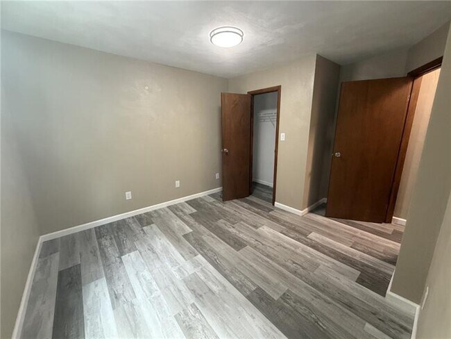 Building Photo - 254 Bailies Run Rd
