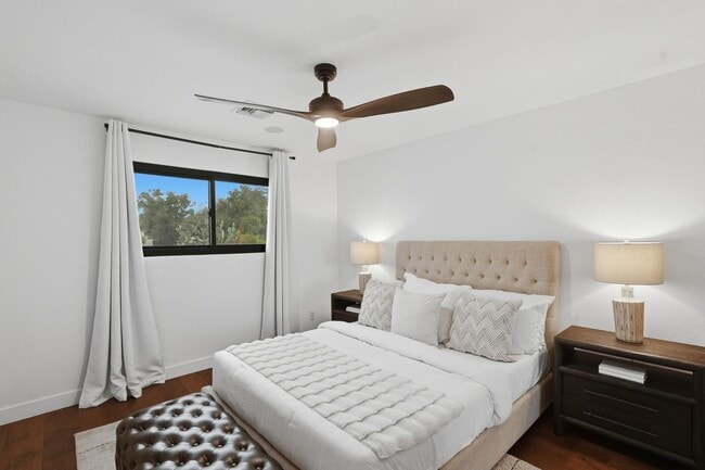 Building Photo - 6302 E Cochise Rd