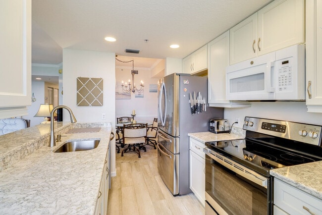 Building Photo - 5799 NE Island Cove Way