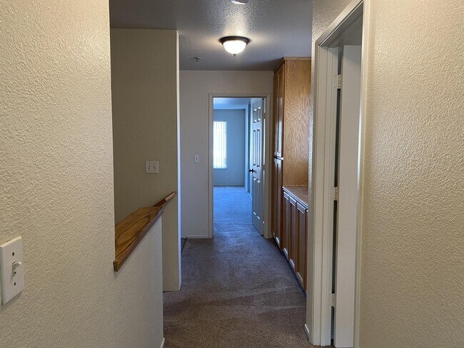 Building Photo - 2917 Snyder Ave