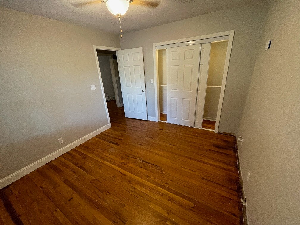 Building Photo - 8302 Travis Ln