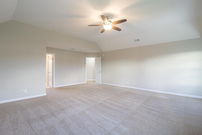 Building Photo - 1303 Windrow Dr