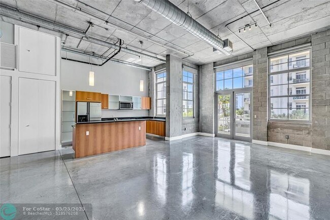 Building Photo - 434 NW 1st Ave