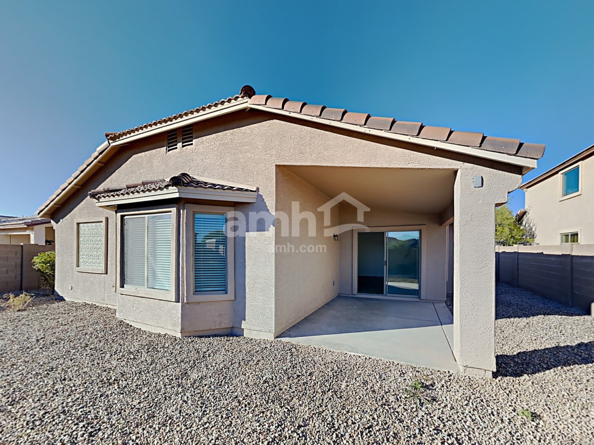 Building Photo - 3429 E Crescent Way