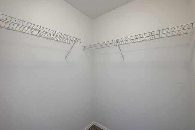 Building Photo - 4 BED 2.5 BATH, 2200+ SFT IN CAMELBACK RANCH, PHOENIX