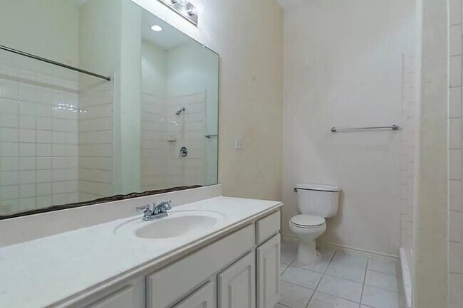 Building Photo - 4227 Benard Ct