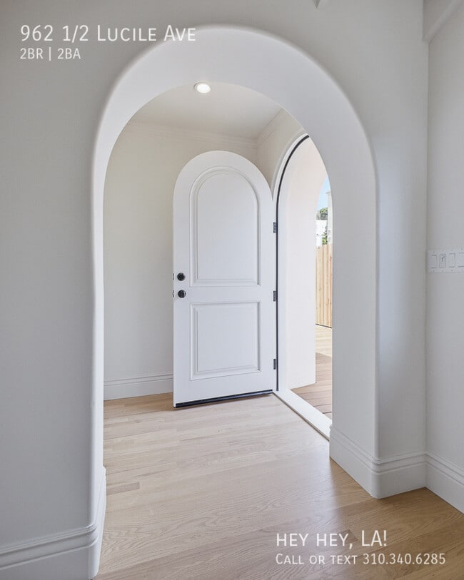 Building Photo - 962 1/2 Lucile Ave-