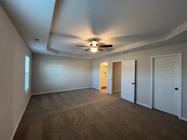 Building Photo - Brand New 3 bedroom 2.5 bath townhome in Leland area