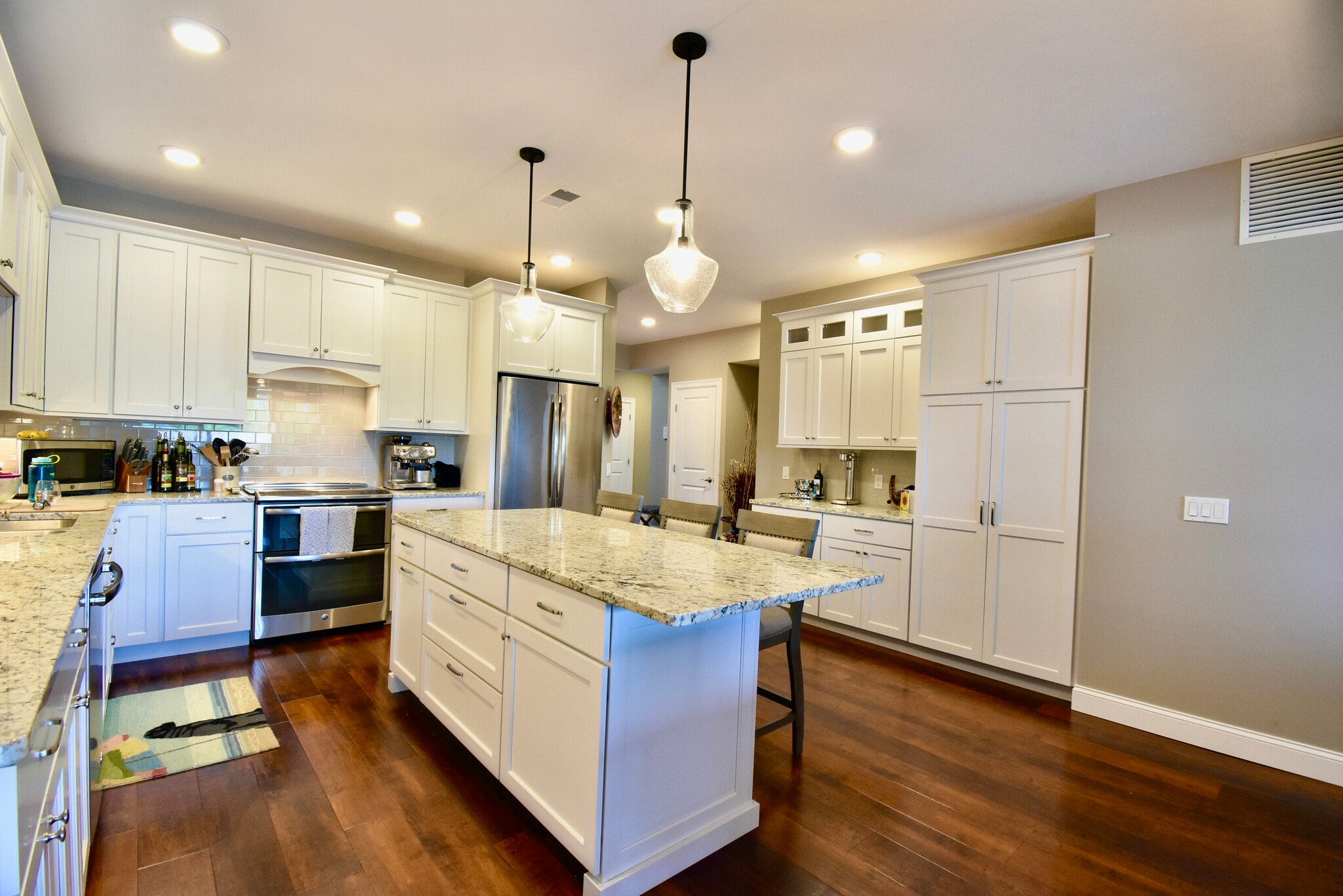 Kitchen - 607 Randolph St