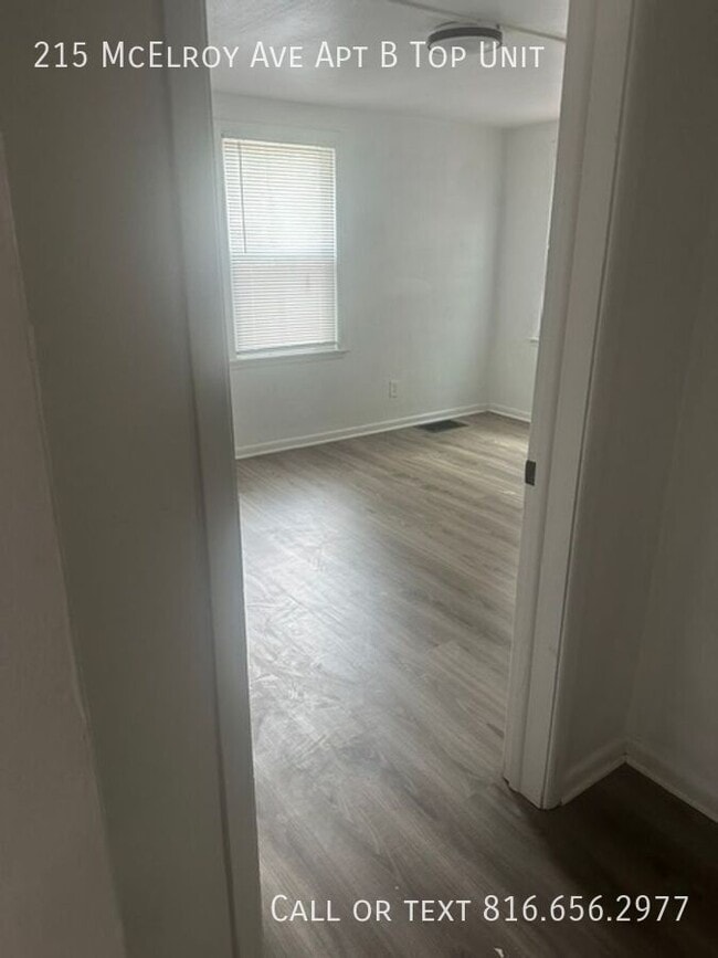 Building Photo - 215 McElroy Ave