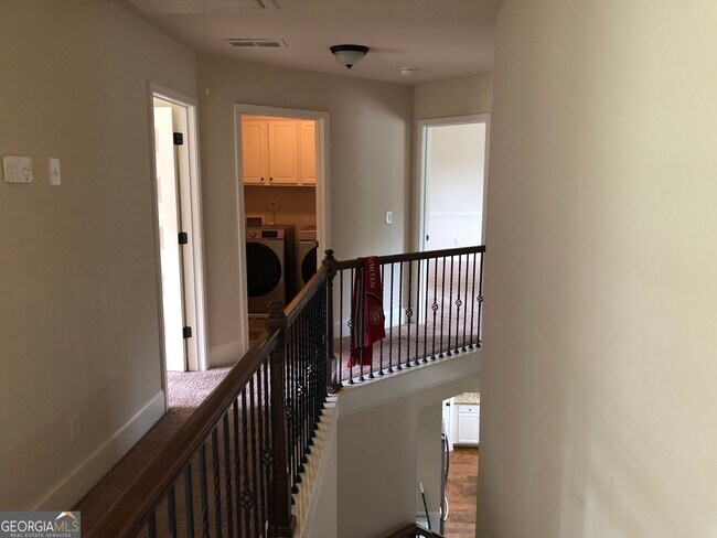 Building Photo - 2154 Hammock Trail