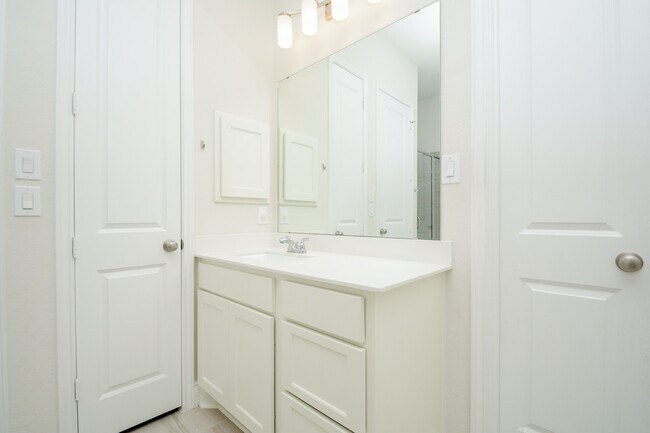 Building Photo - 28127 Knight Peak Dr