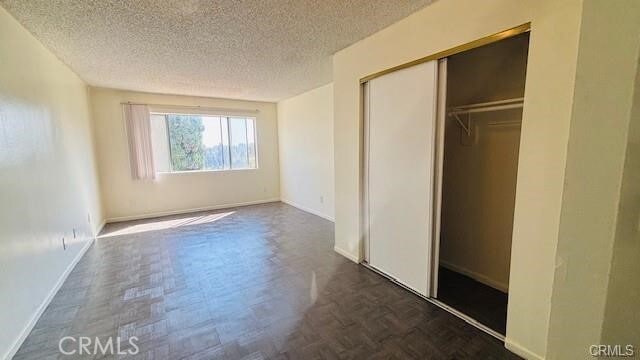 Building Photo - 2239 Parkside Ave