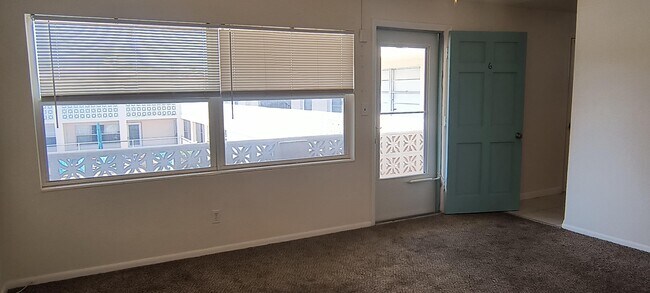 Building Photo - 350 Woodland Ave