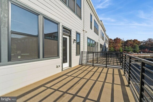 Building Photo - 103 Vaughn Dr Ext