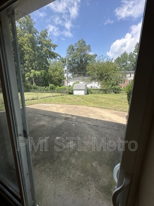 Building Photo - 12511 Sunview Ln