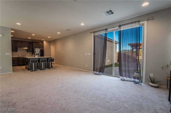 Building Photo - 1115 E Sunset Rd