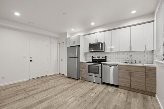Interior Photo - Ship Street