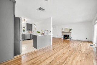 Building Photo - 227 Nottingham Dr