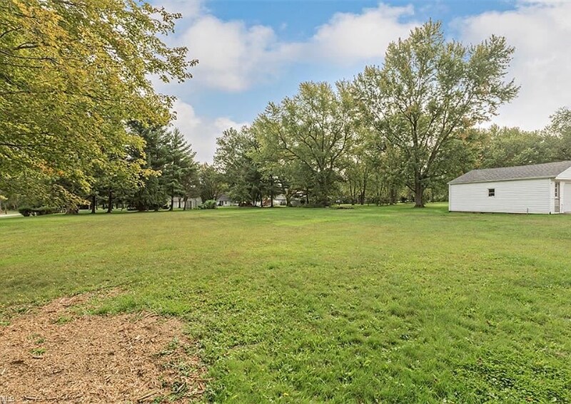 Building Photo - 10693 Beechwood Dr