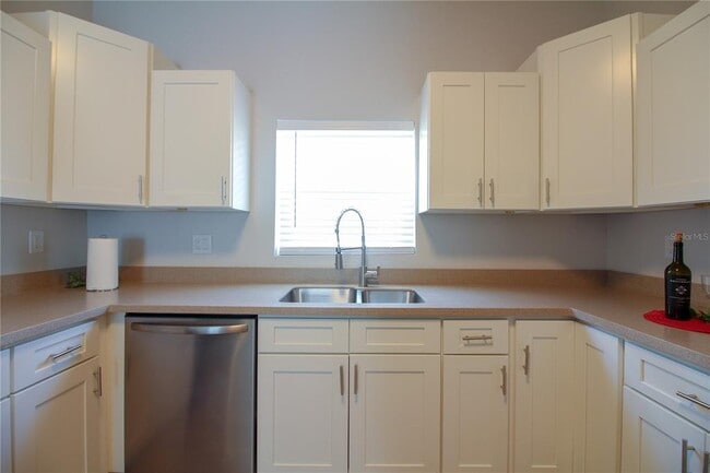 Building Photo - 1510 Las Villas Blvd