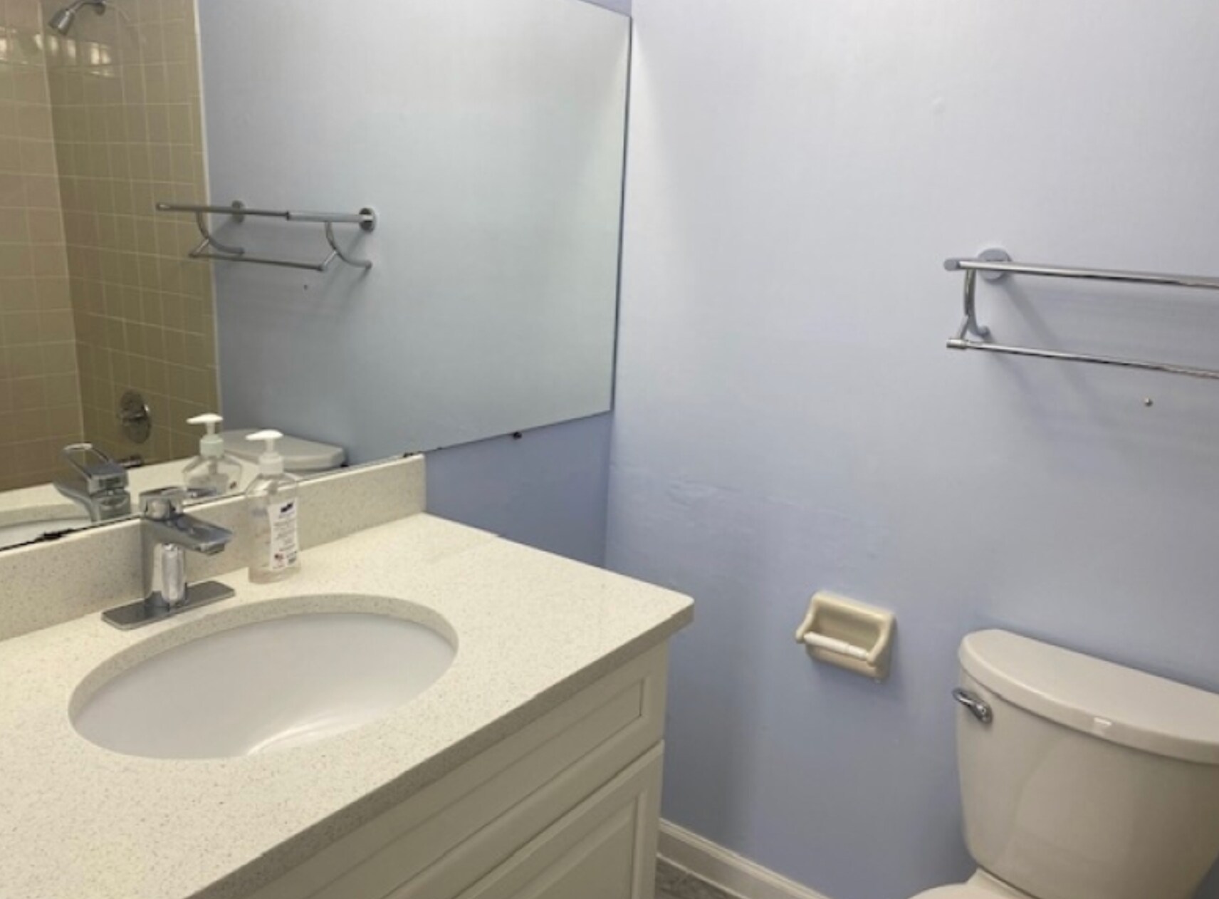 Building Photo - 260 Crabtree Ct