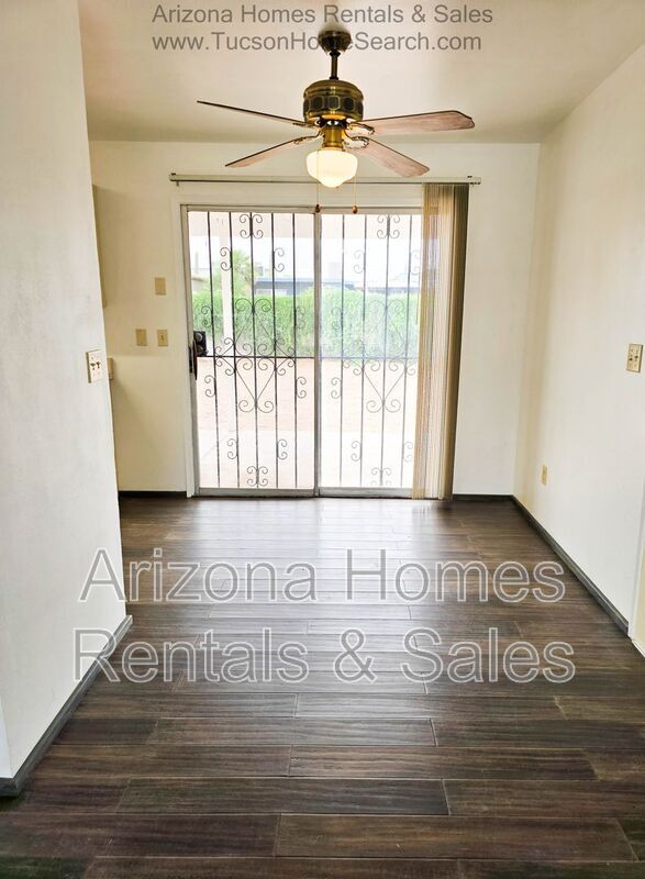 Building Photo - 2425 S Rose Peak