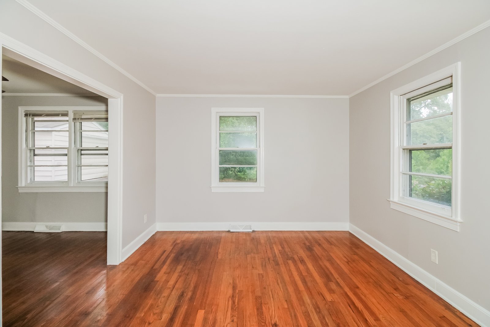 Building Photo - 5217 Spalding Ave