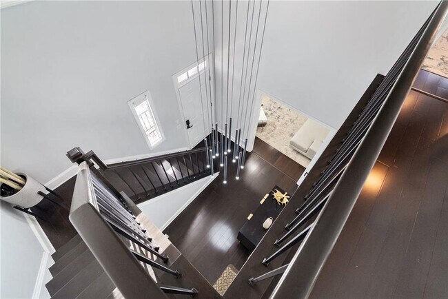 Building Photo - 4200 Roswell Rd NE