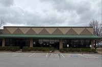 Building Photo - 2323 S Old Missouri Rd