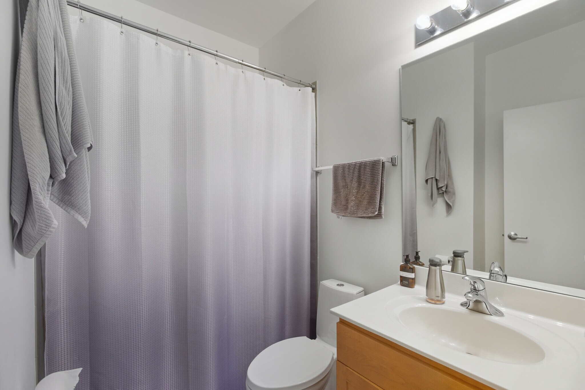 Building Photo - 2854 N River Walk Dr