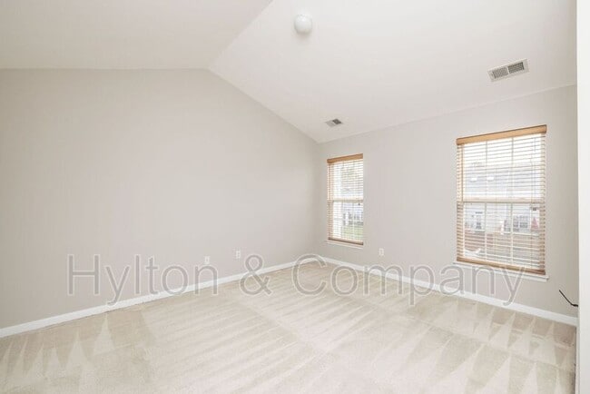 Building Photo - 907 Dominion Townes Ct