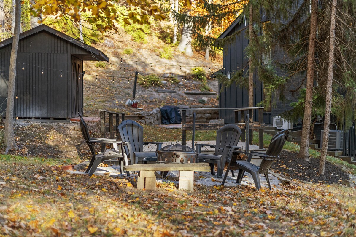 Building Photo - 1 Myrtle Hill Rd