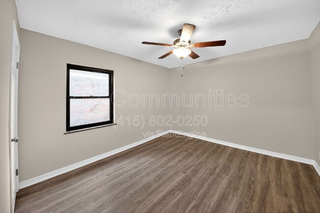 Building Photo - 1818 Lawn Ave