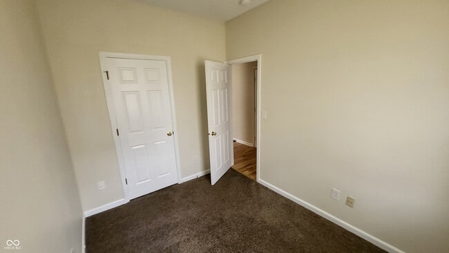 Building Photo - 6025 Prairie Meadow Dr